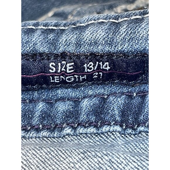 Vigoss The Chelsea Capri Jean Women Size 13/1 4 36X21  9 “ Rise Embroidered - Picture 9 of 10